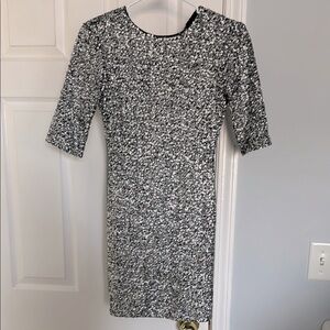 ALICE +OLIVIA Elegant Silver Sequin Dress Size 0